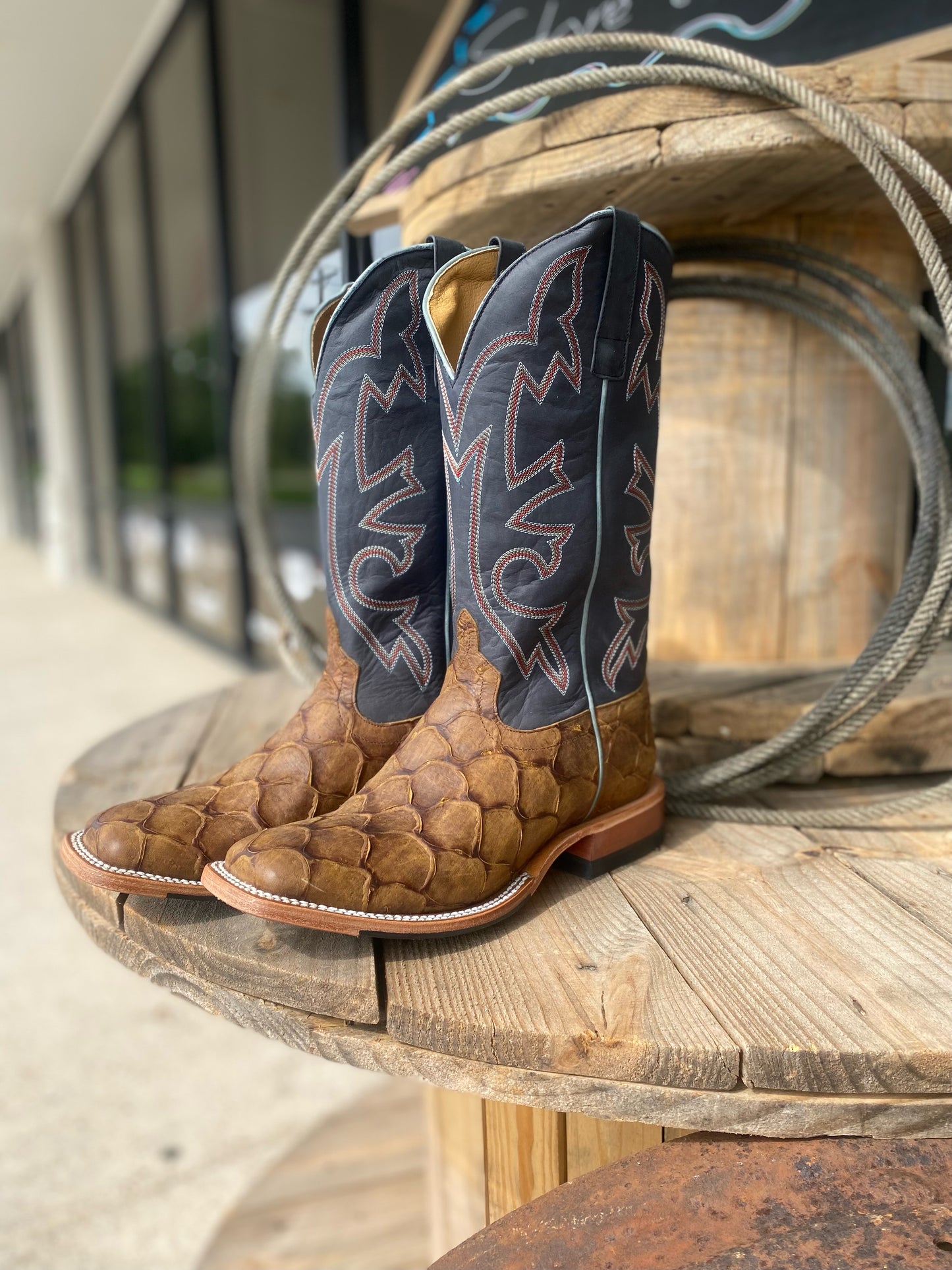 Horse Power Filet of Fish Boot- Honey