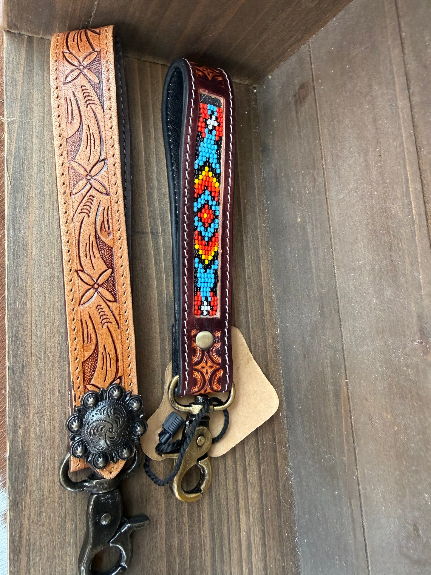 Tooled wrislet