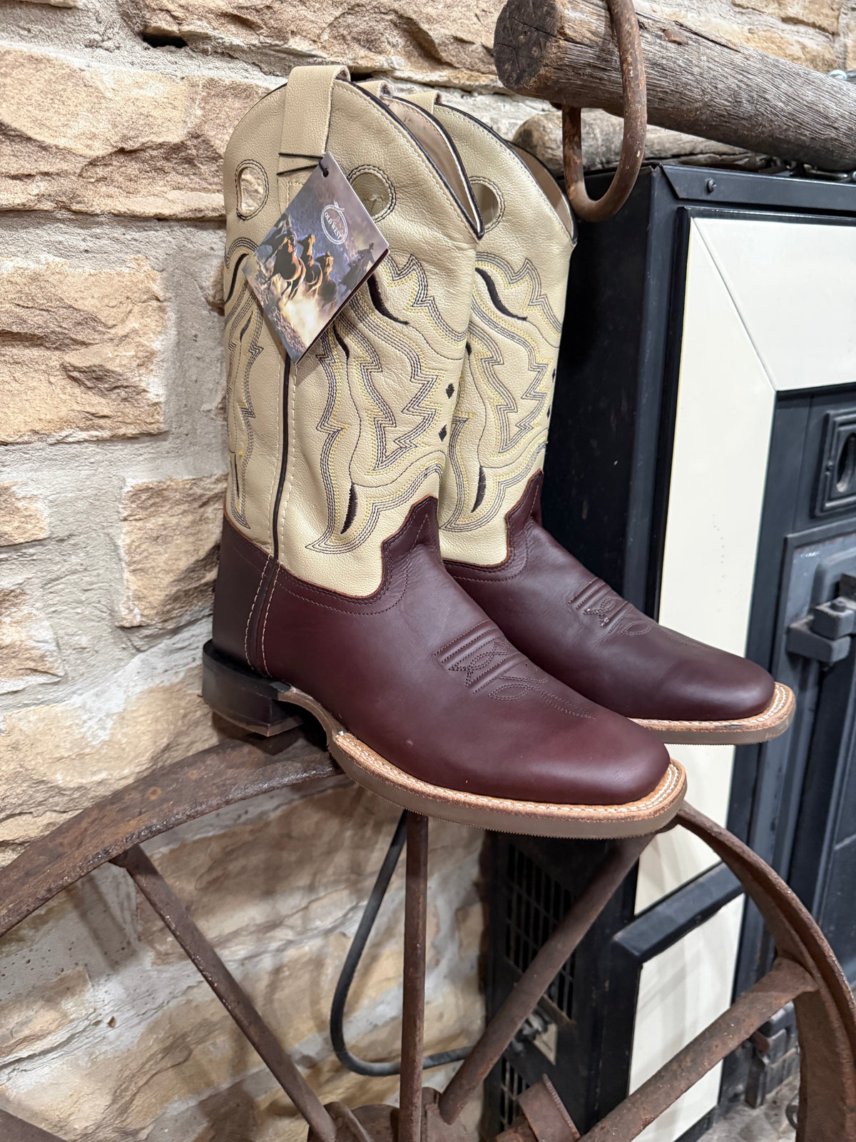 Old West boys boots