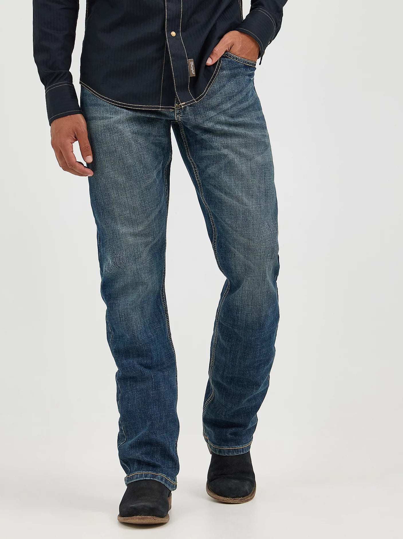 Men's Wrangler Retro Slim Fit Bootcut Jeans