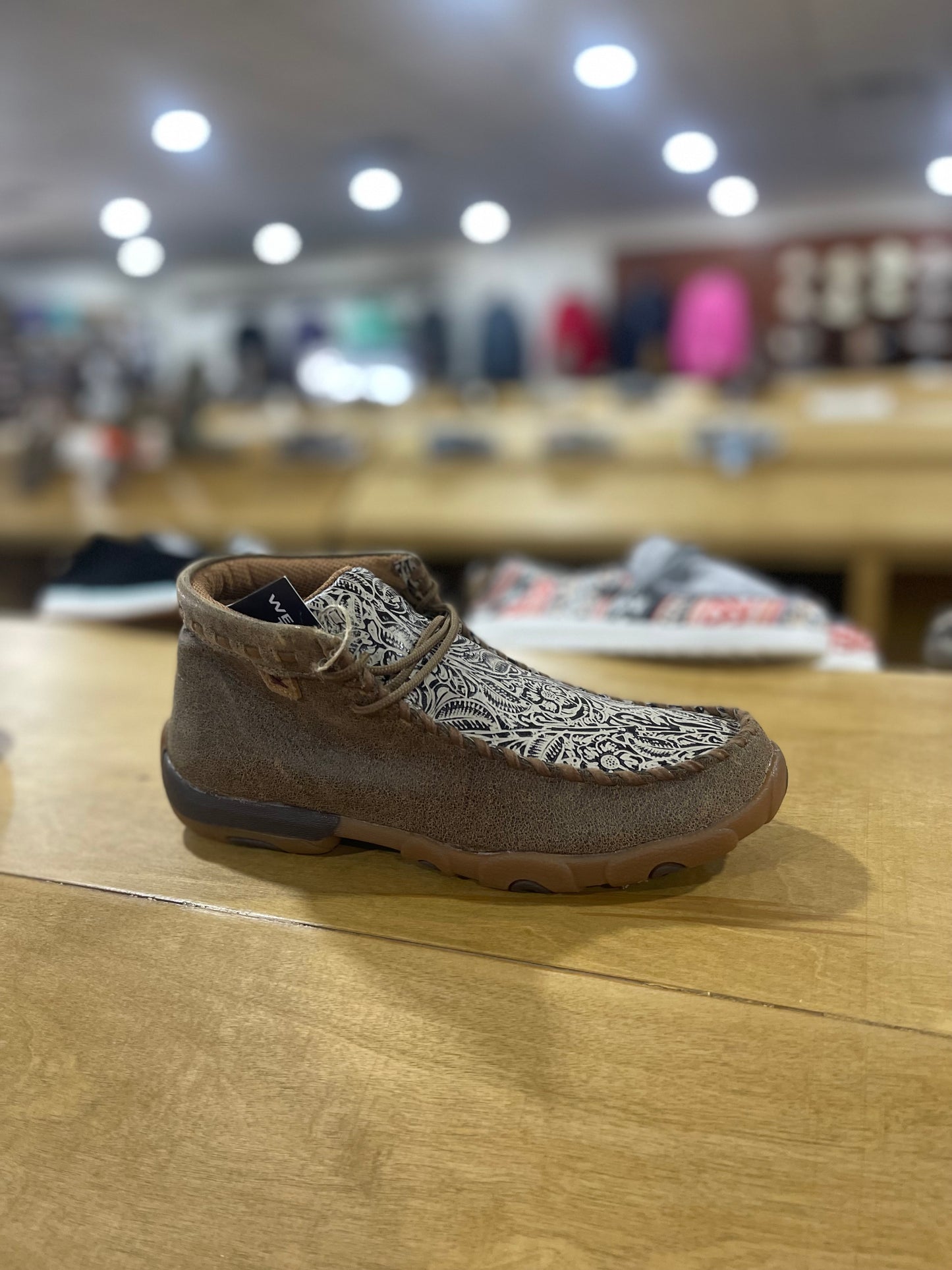 Women's Chukka- tooled