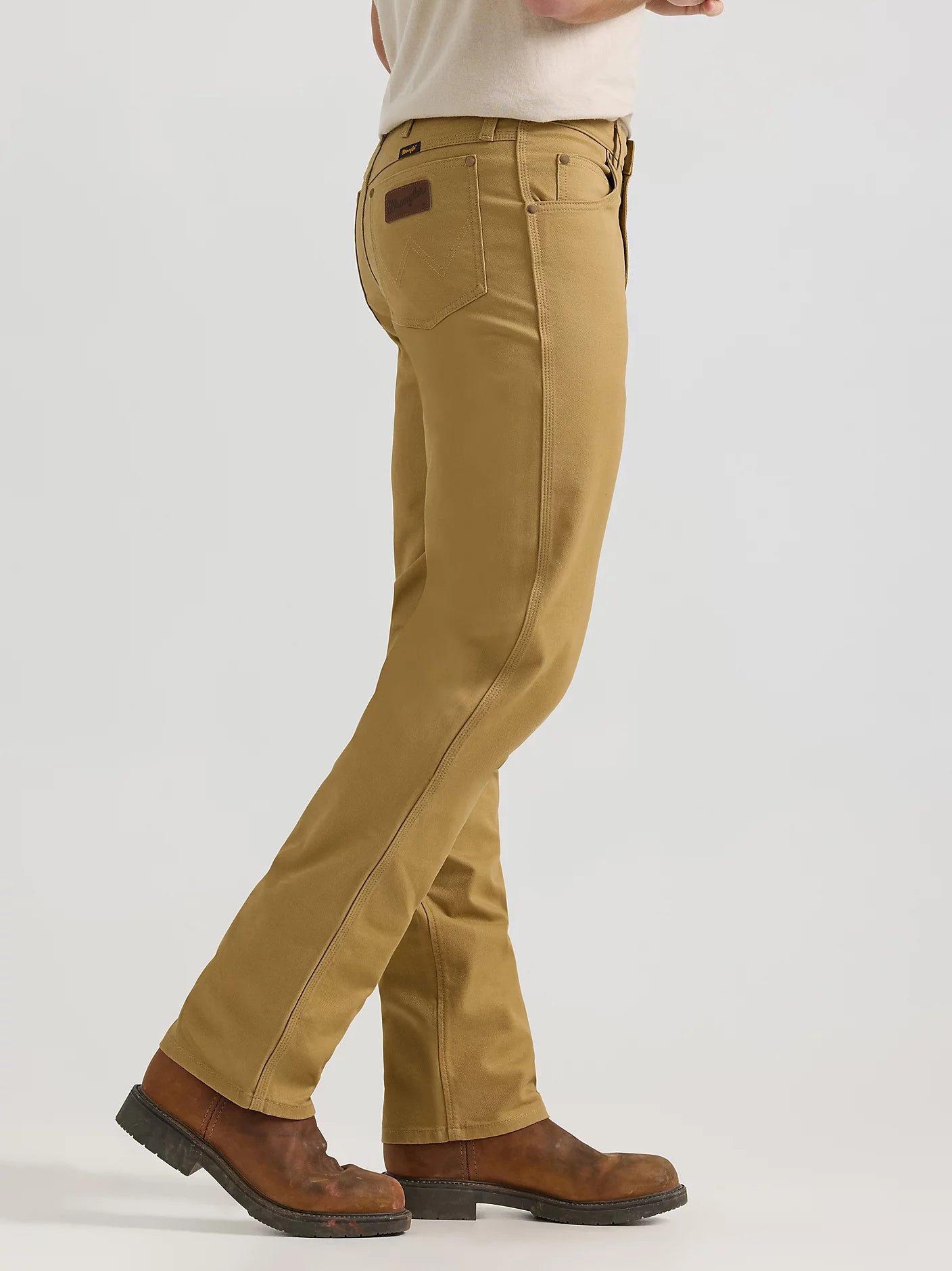 Men's Wrangler Jeans Comfort Cowboy Cut in Kelp