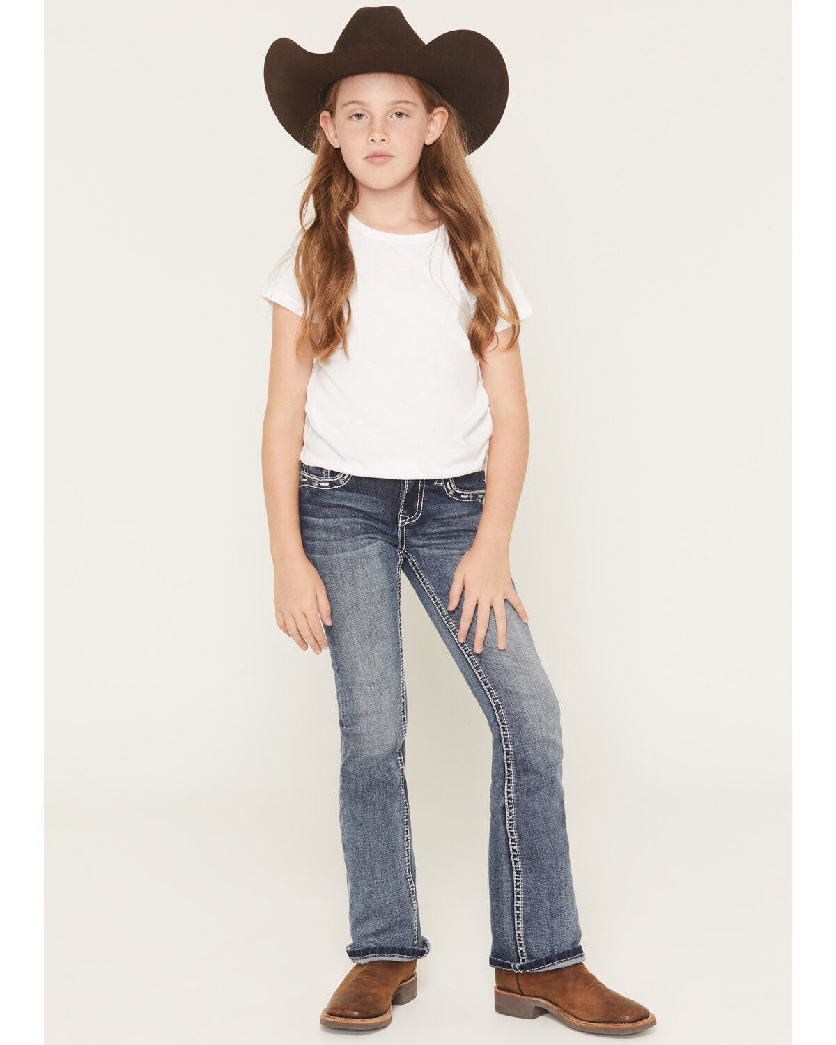 Girls Grace in LA horse shoe pocket