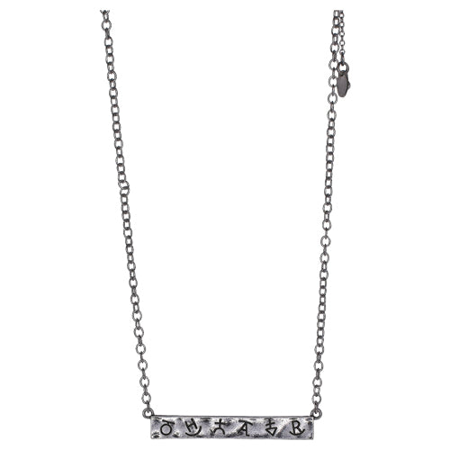 Justin necklace with brand bar