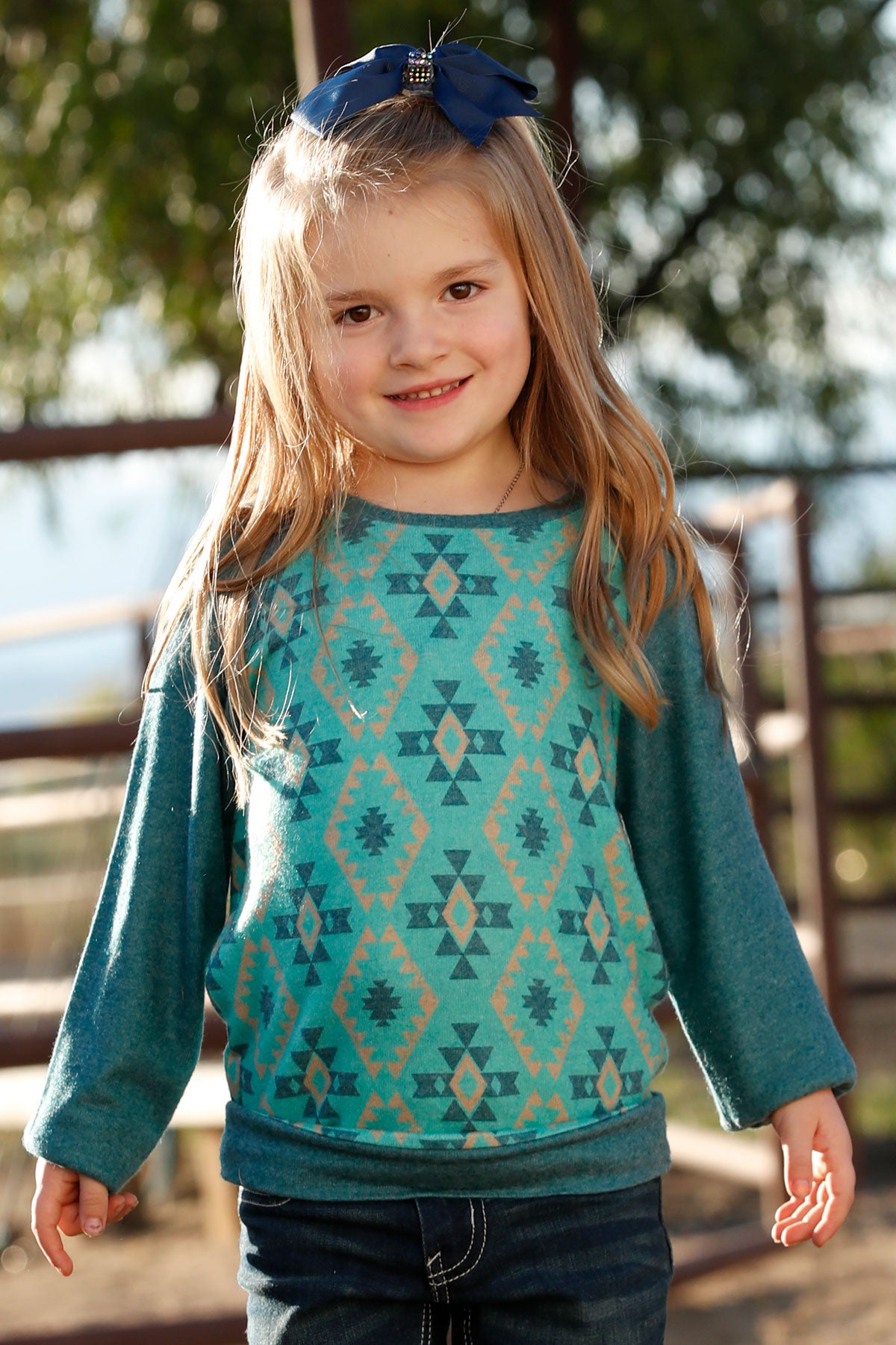 Cinch girls l/s raglan shirt