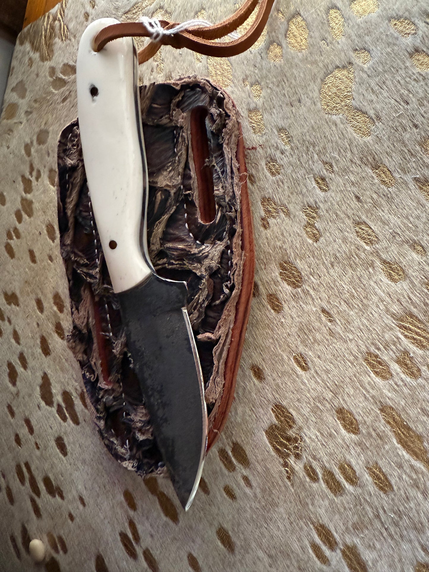 Handmade Knifes and Sheaths