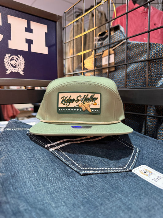 SumHollar Woodland Cap