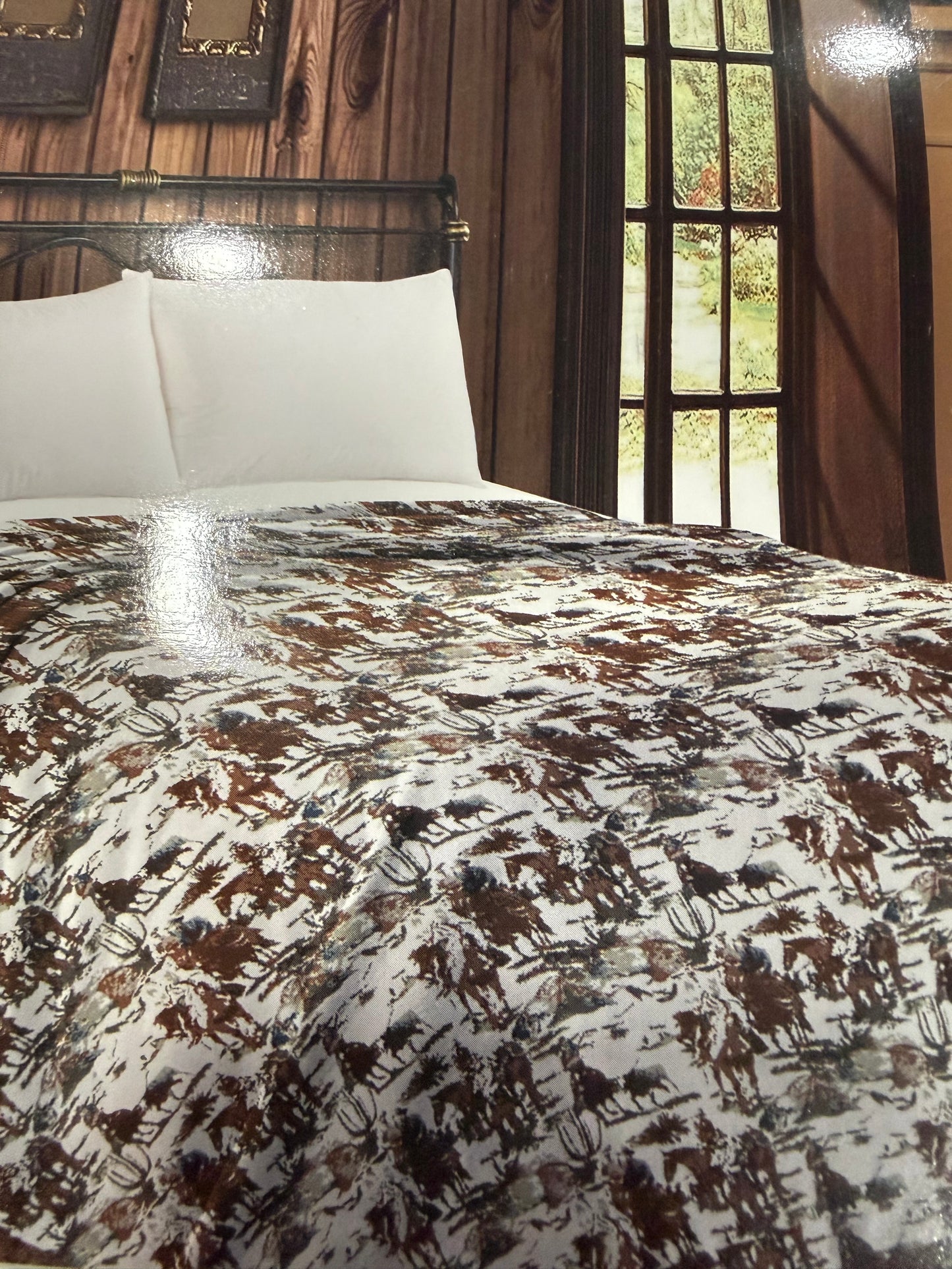 Mia Fleece Twin Blanket