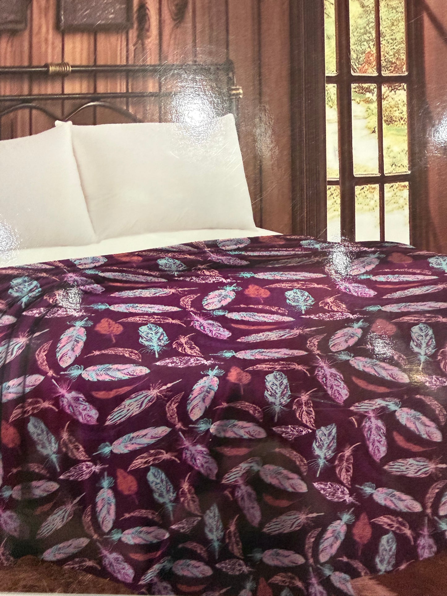 Mia Fleece Twin Blanket