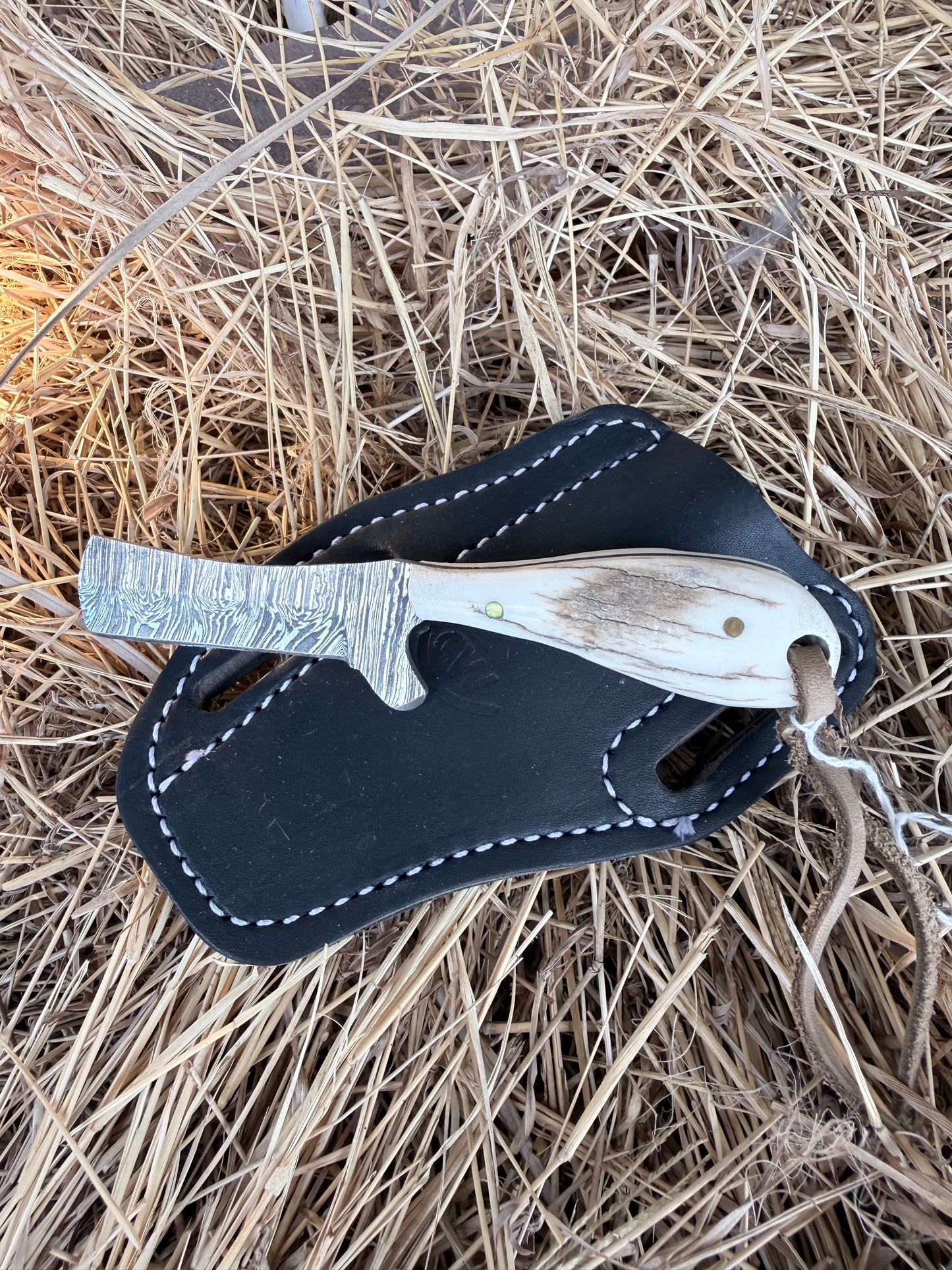 Handmade Knifes and Sheaths
