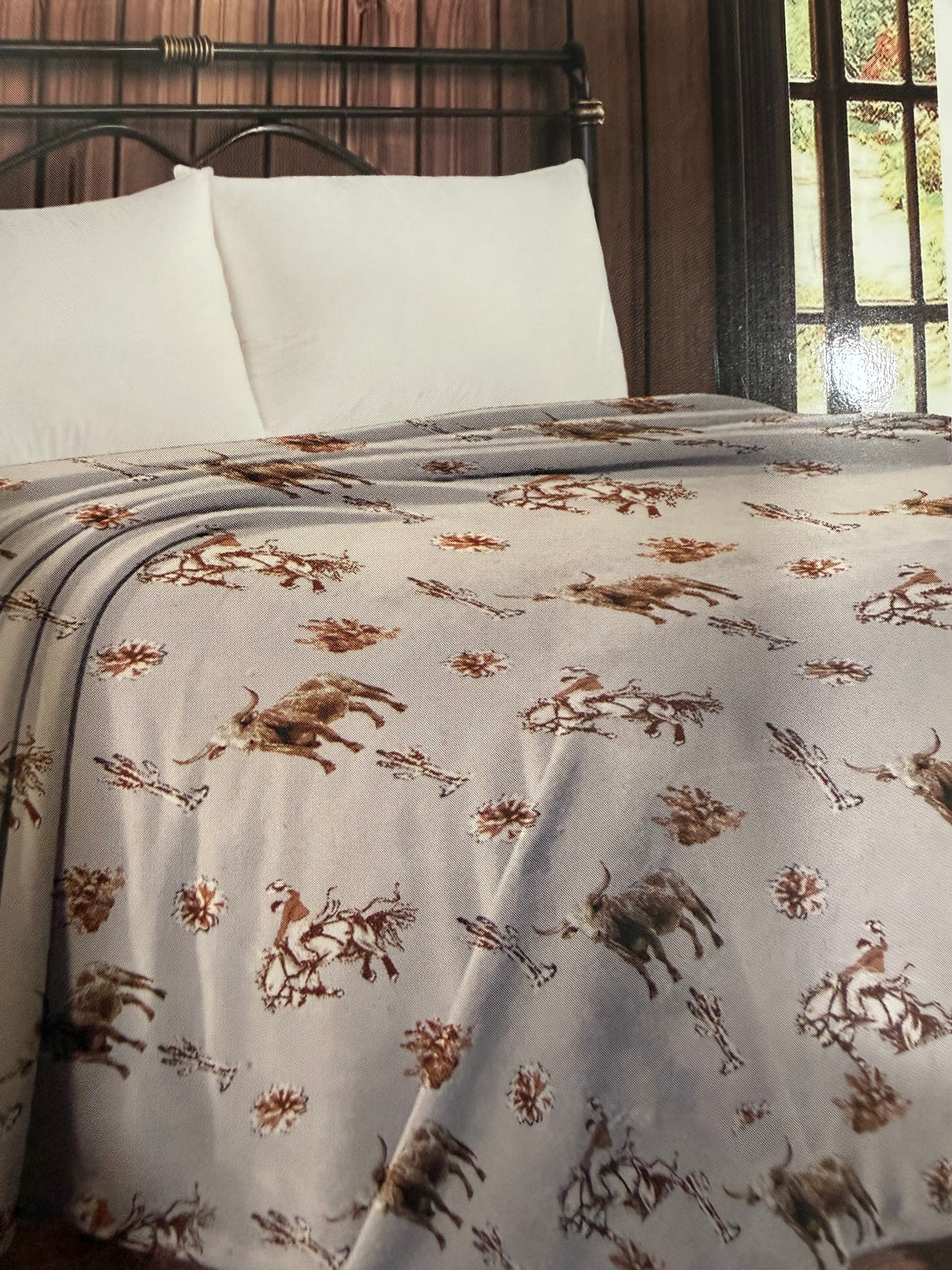 Mia Fleece Twin Blanket