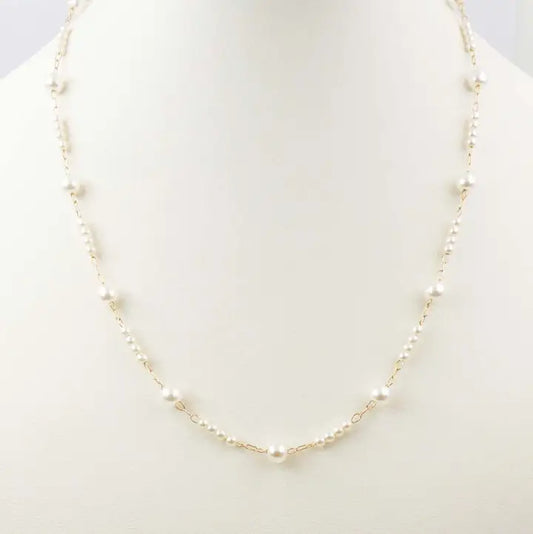 Gold thin pear necklace