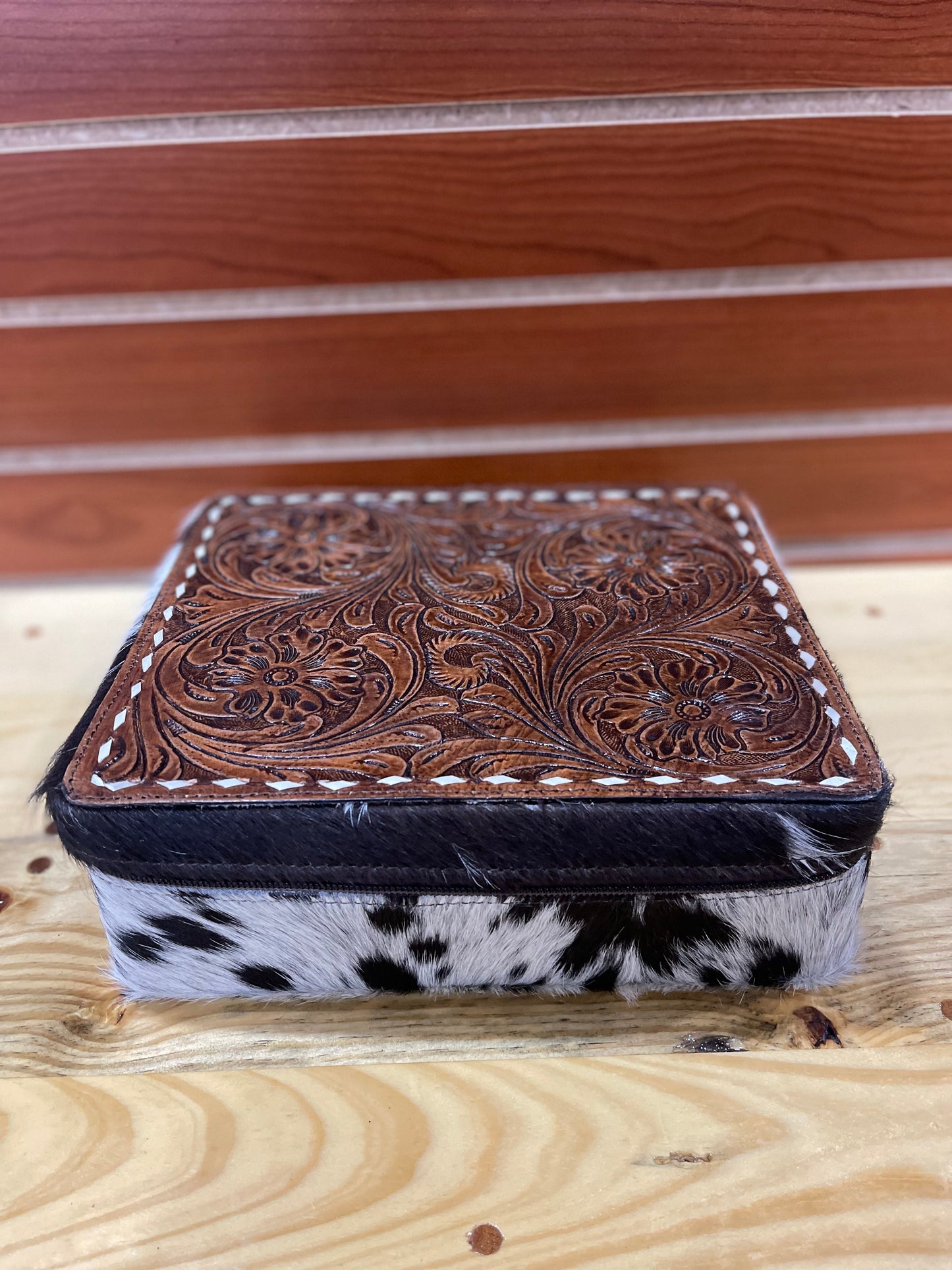 Cowhide jewelry case large